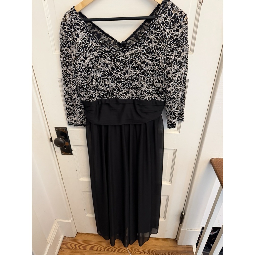R&M RICHARDS Elegant Long Dress‎ Black Embroidered Bodice 3/4 Sleeve MOB Size 12